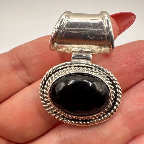 Stunning Sterling Silver TAXCO Black Onyx cabochon, pendant/slide! - Picture 4 of 10